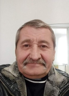Виктор из Ржаксы 69 лет