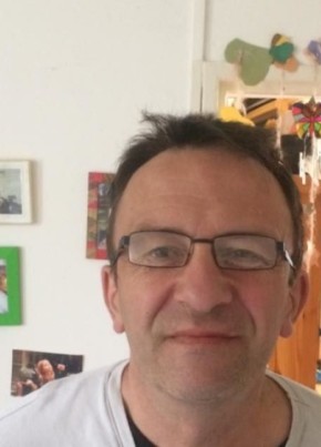 Alain, 60, République Française, Metz