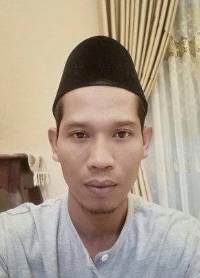 Irwan, 40, Indonesia, Ceper