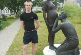 Pavel, 32 - Just Me