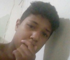 Adrian, 23, Aguas de Lindoia