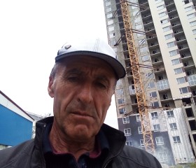 Slavik, 64, Yerevan