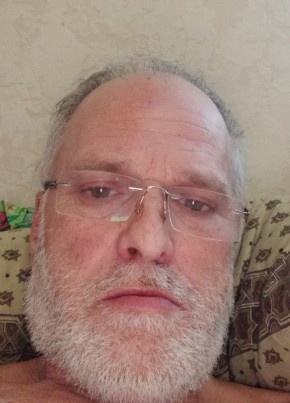 ,,Aleksandr, 46, Russia, Suvorov