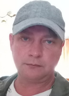 Дмитрий из Безенчука 44 года