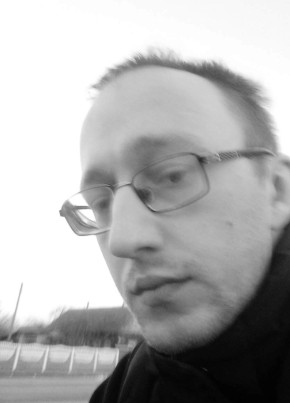 Денис из Ефремова 34 года