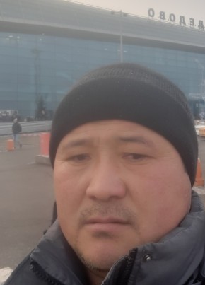 Толмас, 40, Россия, Москва