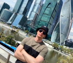 Виктор, 33 года, Санкт-Петербург