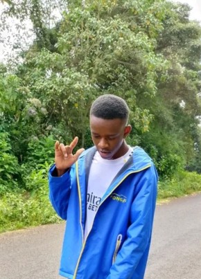 Spencer Maina из Nairobi 19 лет