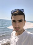 Artur, 19, Lazarevskoye