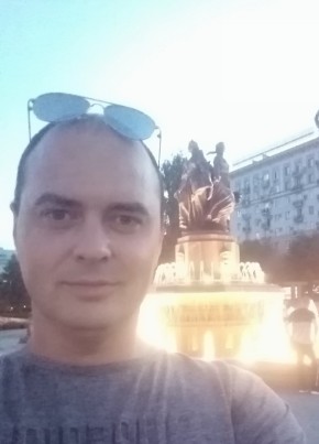 Олег, 39, Россия, Калач-на-Дону