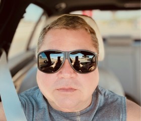 Aleksei, 47, Brooklyn