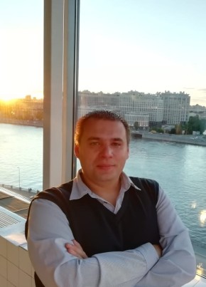 Denis Chirikov, 36, Russia, Saint Petersburg