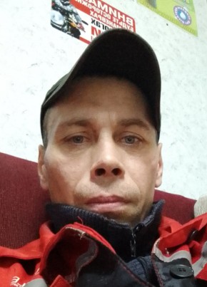 Дмитрий, 36, Россия, Сарапул