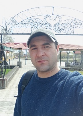 Вадим из Новосибирска 38 лет