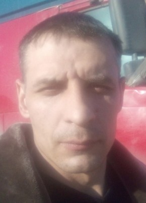 Степан, 36, Россия, Новобурейский