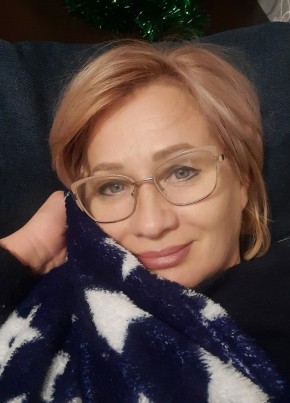 Ирина, 55, Россия, Балашов