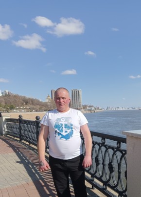 Иван, 34, Россия, Долинск