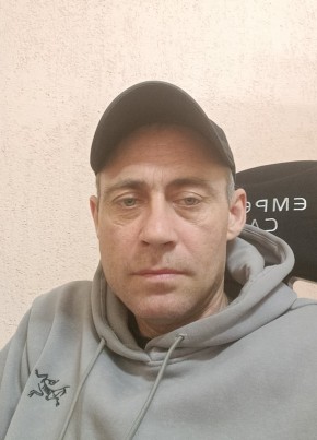 Дмитрий из Омска 44 года