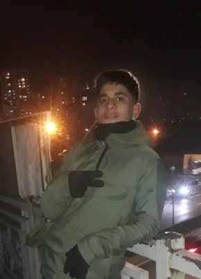 Ali, 18, Türkiye Cumhuriyeti, İstanbul