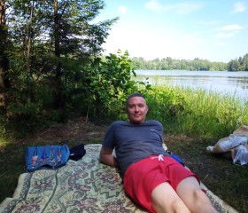 Anton, 42, Saint Petersburg