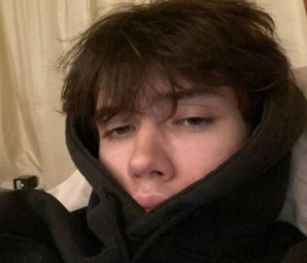 Inrealistically, 18, Guangzhou