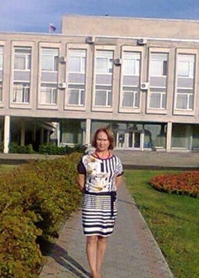 Кристина, 62, Россия, Санкт-Петербург