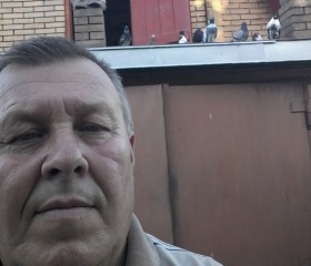 Виктор, 61 год, Донецьк