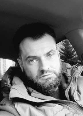 Oleg, 32, Russia, Moscow