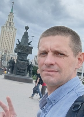 Олег из Москвы 49 лет