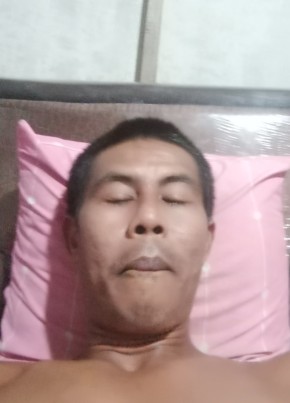 gusrianto, 38, Indonesia, Kota Padang