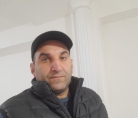 Artur, 43, Yerevan