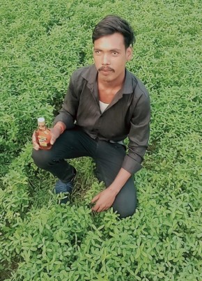 Suraj, 18, India, Jalālpur (State of Uttar Pradesh)