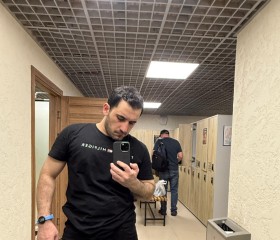 Dzhoni, 26, Moscow