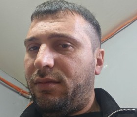 Arsen, 35, Sochi
