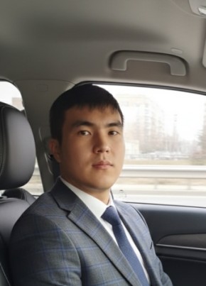 Адилет из Бишкека 21 год