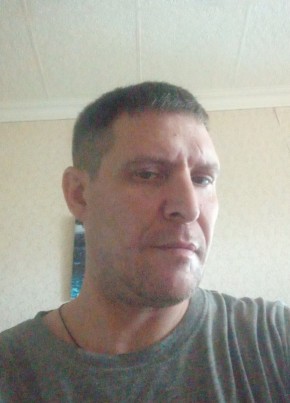 Николай из Тюмени 44 года