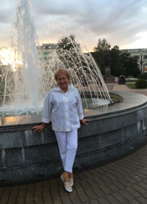 ната, 68, Россия, Калининград