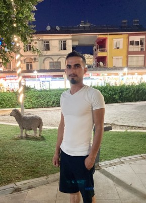Uzman Murat, 33, Türkiye Cumhuriyeti, Muratpaşa