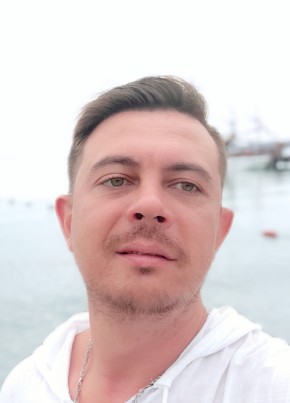 Валерий из Славянск На Кубани 36 лет