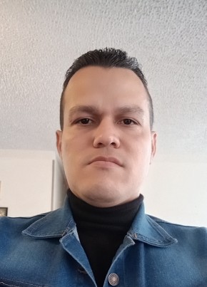 Charles Chavez., 38, República de Colombia, Zipaquirá