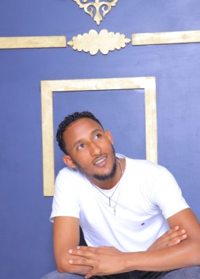 Tiliku, 21, Ethiopia, Addis Ababa