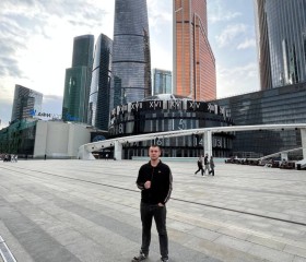 Bogdan, 19, Novosibirsk