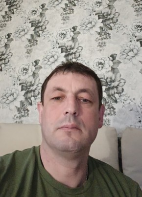 Рашид из Енисейска 44 года
