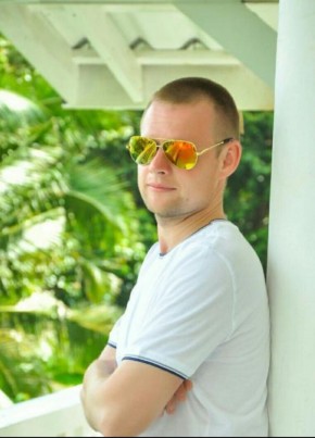 Andrew из Екатеринбурга 42 года
