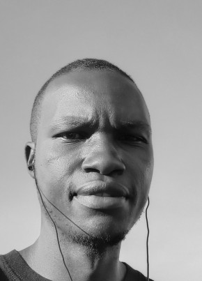 Jay из Nairobi 25 лет