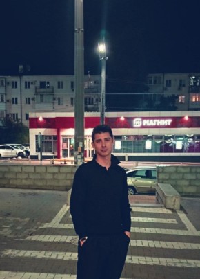 Владимир из Новороссийска 23 года
