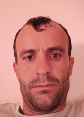 José, 38, República Portuguesa, Quarteira