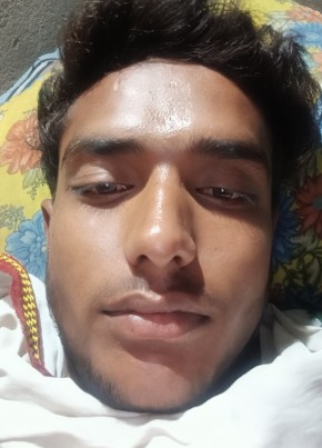 Lucky, 18, India, Jaipur