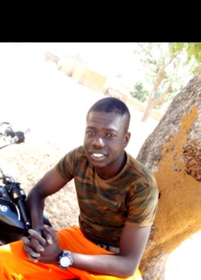 AB. Aziz, 28, République du Niger, Niamey