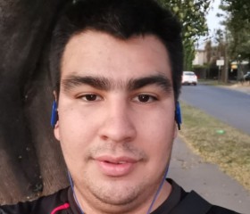 Oscar, 30, Curico